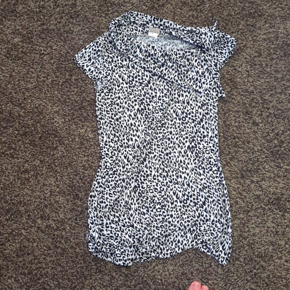 Shirt, size small